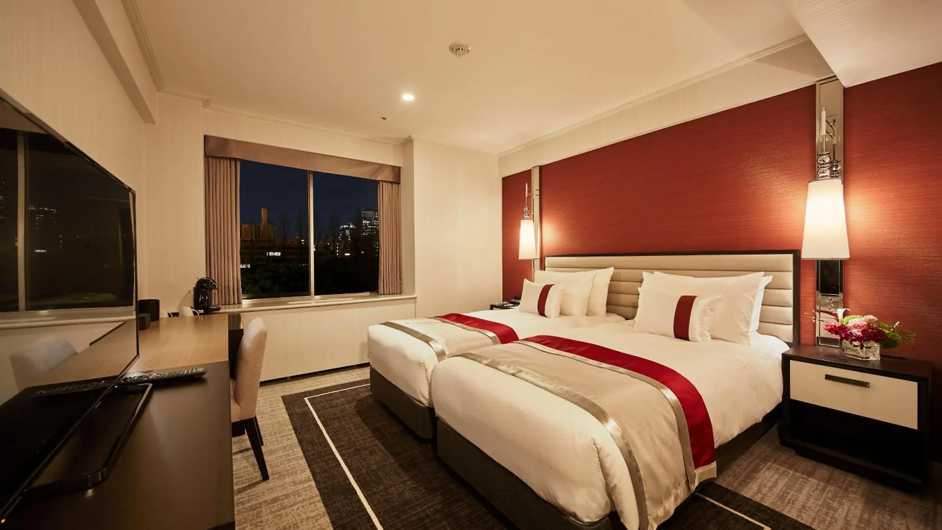 ****  Tokyo Prince Hotel יפן