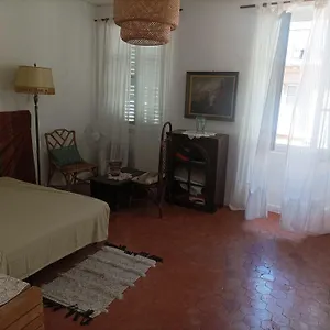 jolie-chambre-dans-appartement-cosy-en-plein-centre.fr-provencehotel.com/